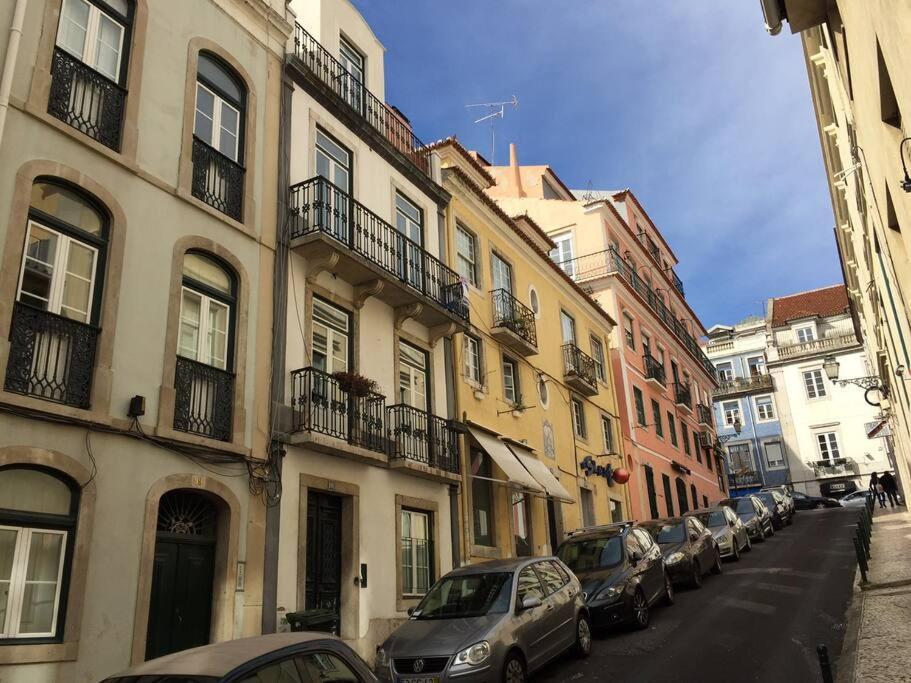 Sm2 Romantic Home By The Gardens Pr Real & Bairro Alto Лісабон Екстер'єр фото